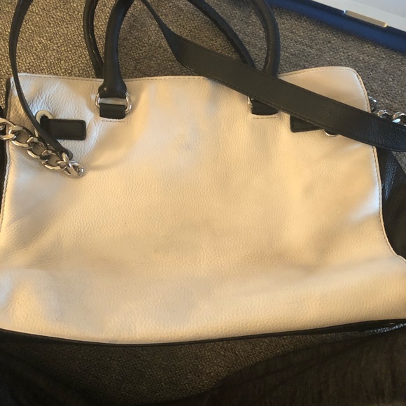Michael Kors large cross body - Picture 2 of 4